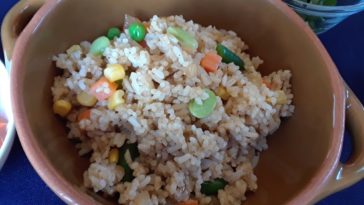 how-to-make-a-tasty-vegan-fried-rice-aug122020-9-min