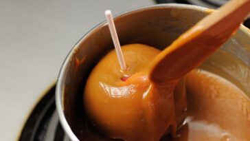 how-to-make-caramel-from-condensed-milk-on-the-stove