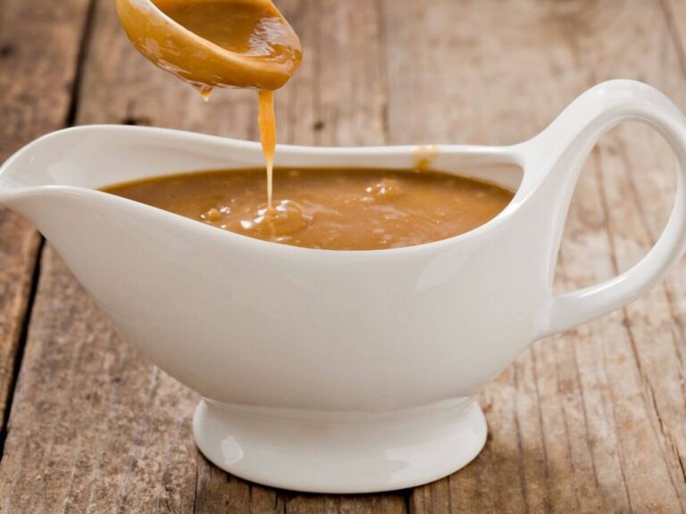 How to Make Gravy with Beef Broth