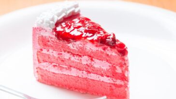 strawberry-cake