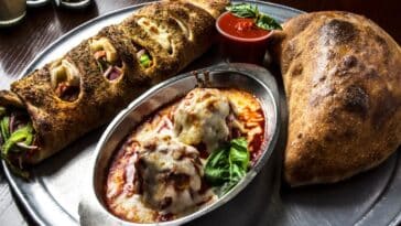 calzone and stromboli