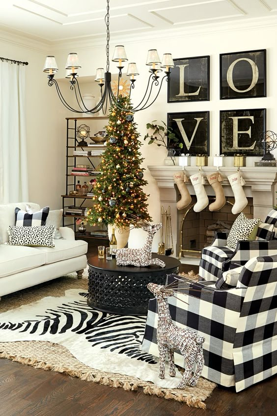 Bold and Chic Christmas Living Room Decor