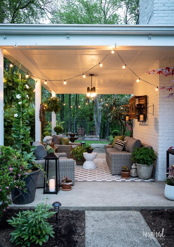 Charming Garden Patio Retreat