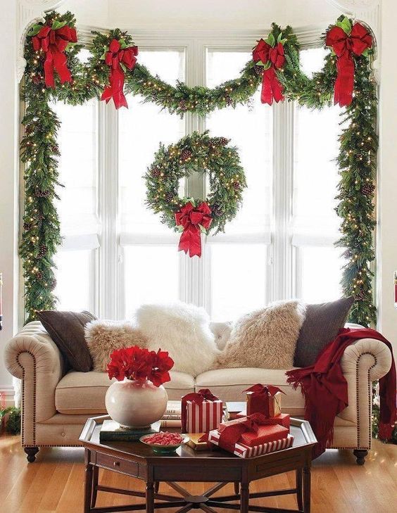 Classic Red and Green Christmas Living Room Decor