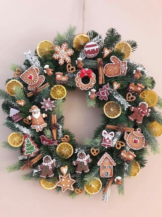 Delightful Gingerbread Cookie Wreath