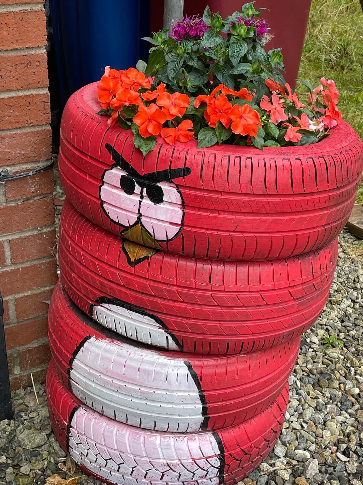 Fun Angry Birds Tire Planter