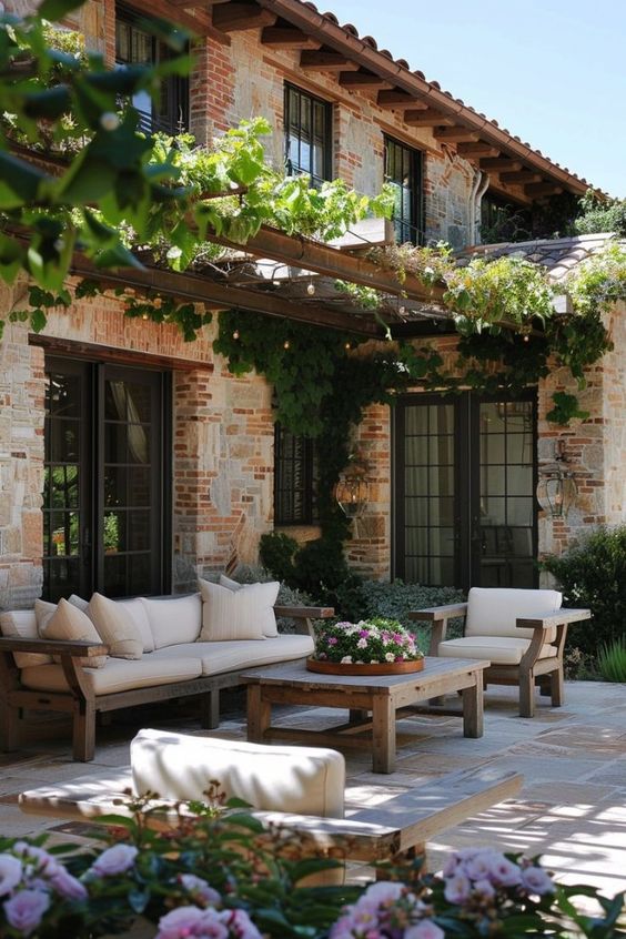 Mediterranean Patio Retreat