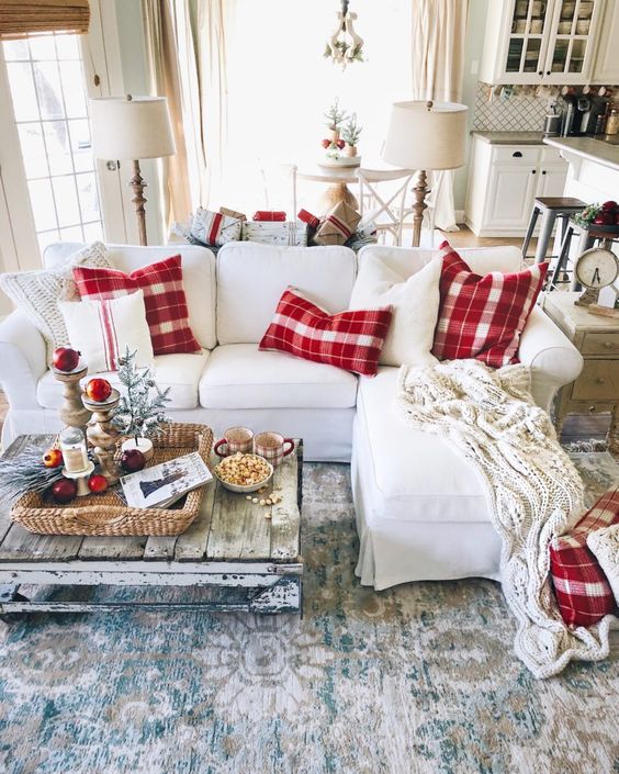 Plaid and Cozy Christmas Living Room Decor