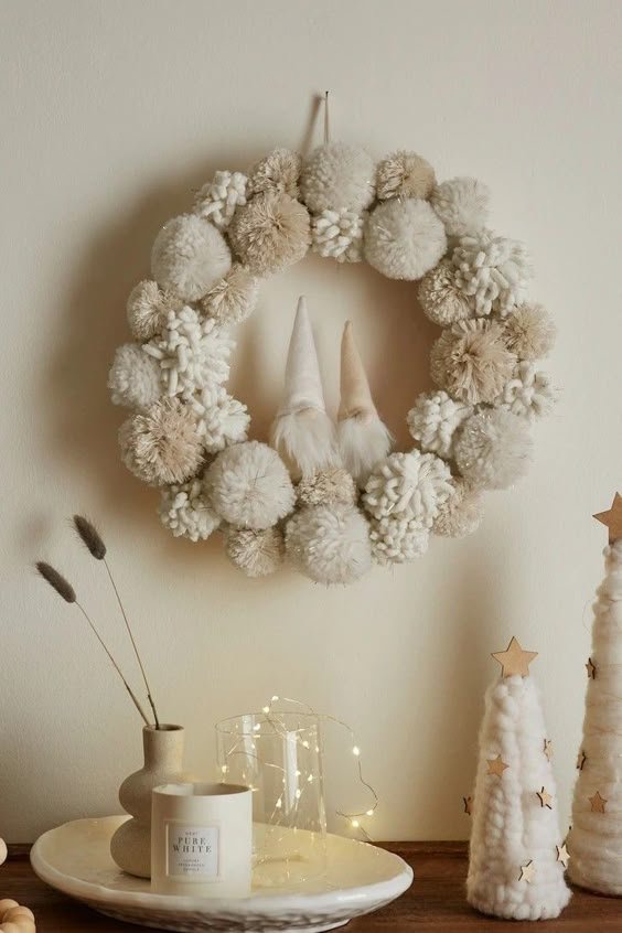 Soft Pom-Pom Christmas Wreath