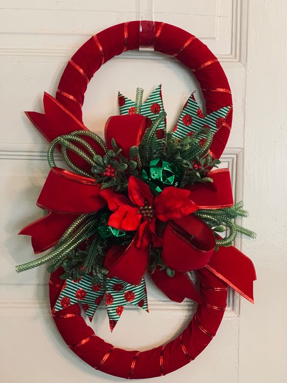 Vibrant Holiday Bow Wreath