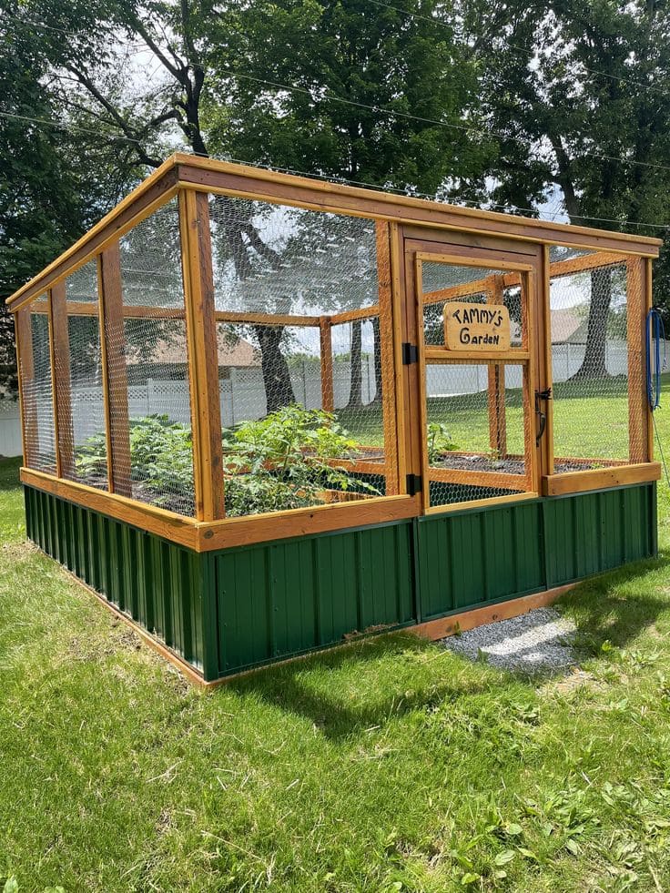 Enclosed Raised Garden Retreat