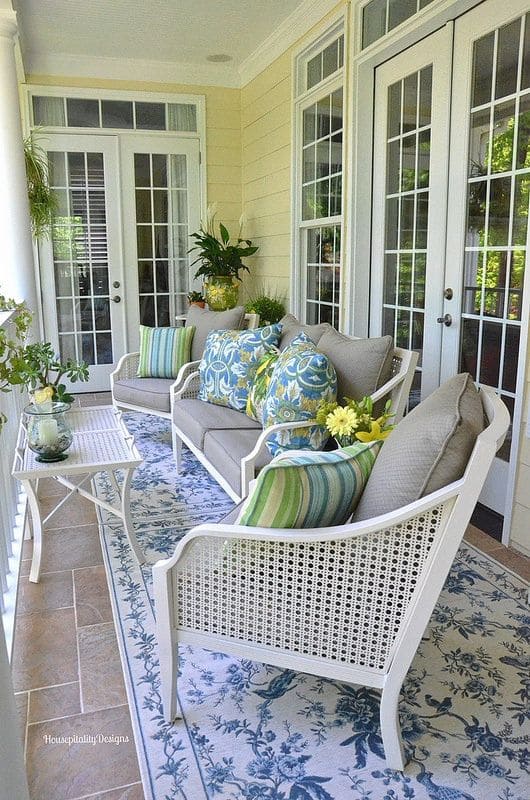 Fresh Coastal-Inspired Porch with Floral Touches