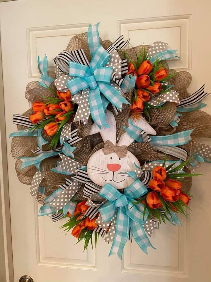 Charming Bunny Tulip Mesh Wreath