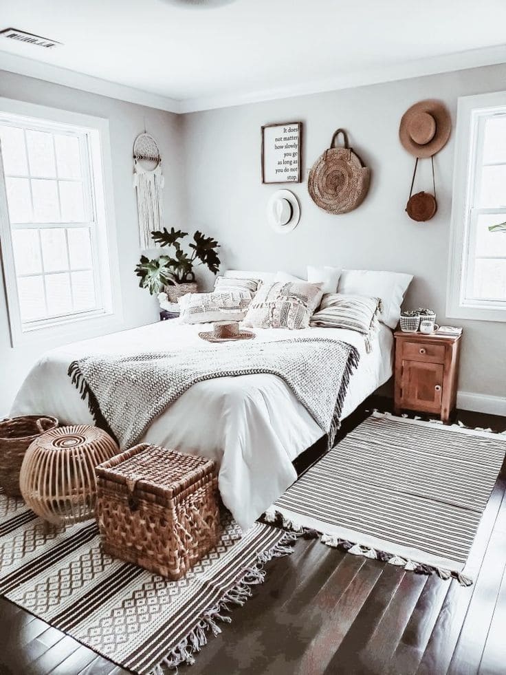 Earthy and Minimalist Bohemian Bedroom Design