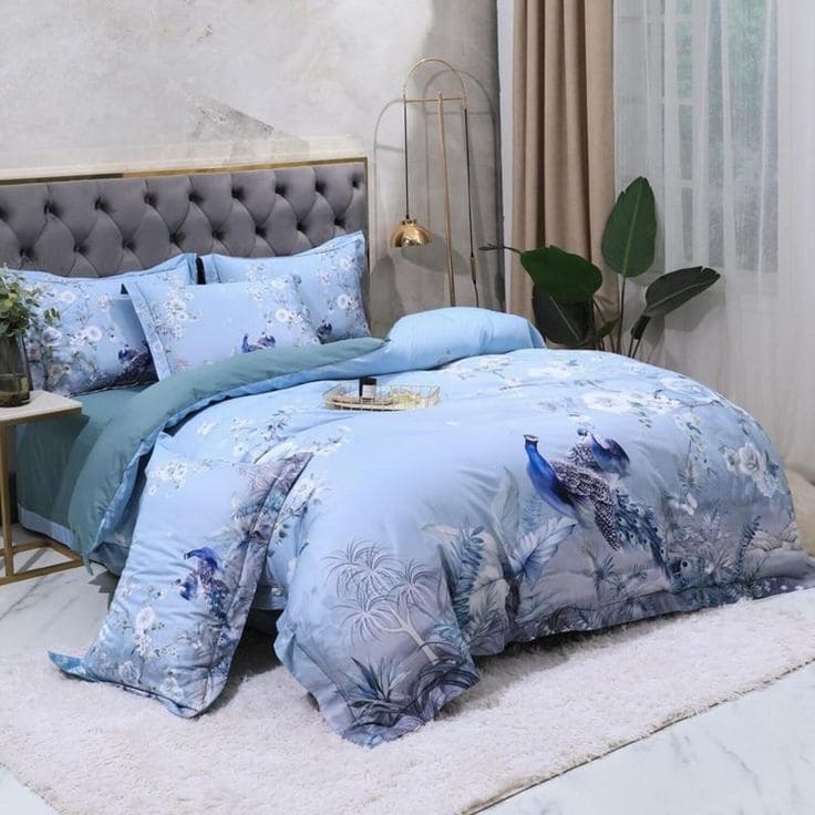 Luxurious Peacock-Themed Blue Bedroom Haven