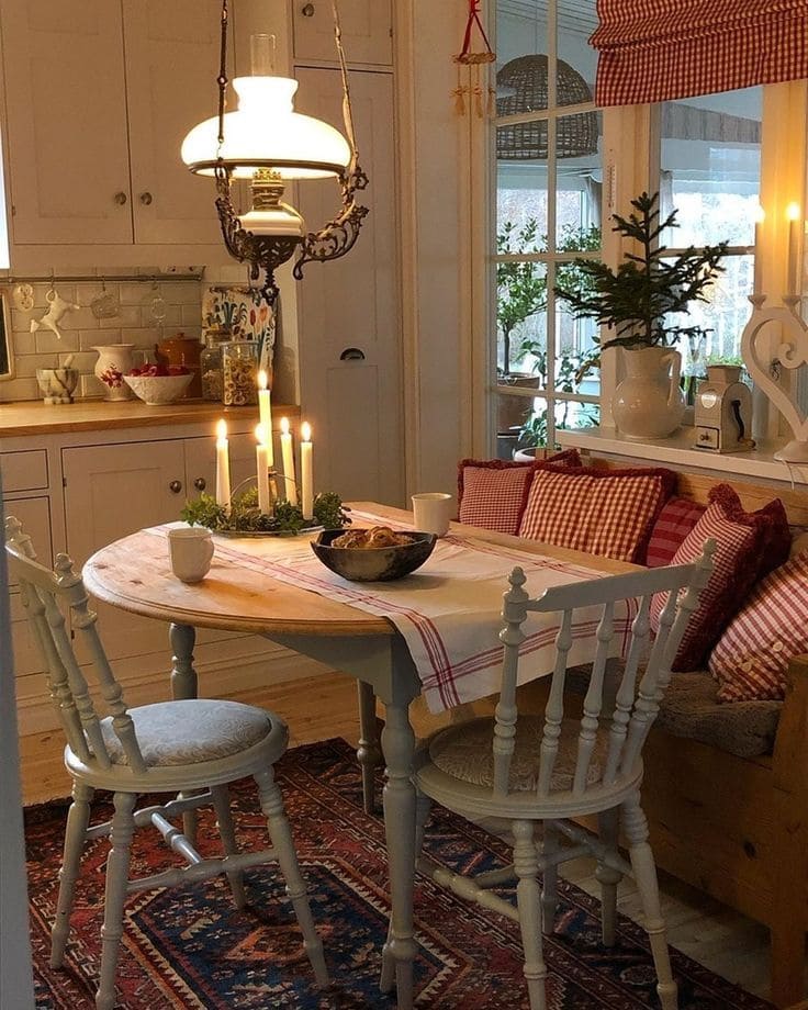 Charming Cottage-Style Drop-Leaf Dining Nook