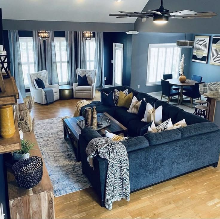 Cozy Blue Couch Living Room Inspiration