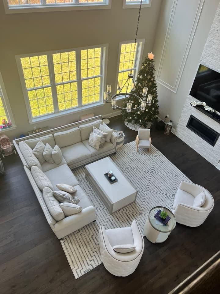 Elegant Holiday Cozy Gathering Space