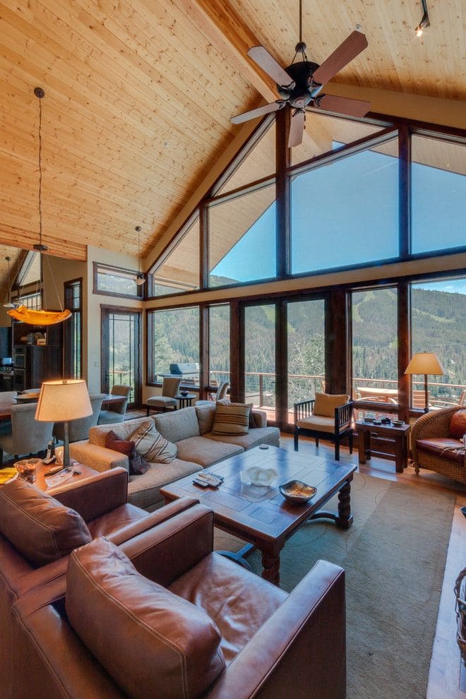 Expansive Mountain-View Vaulted Ceiling Living Room