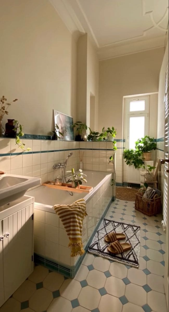 Charming Plant-Filled Tiny Bath Haven