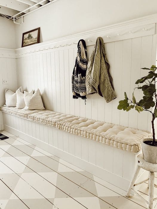 Cozy Minimalist Entryway Bench Comfort