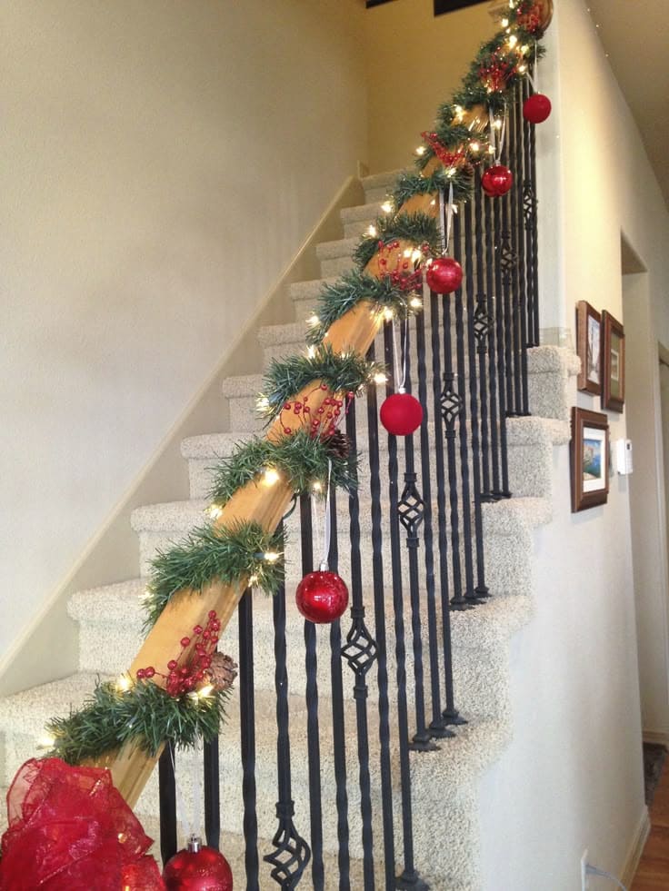 Dazzling Red-Ornamented Christmas Staircase Glow