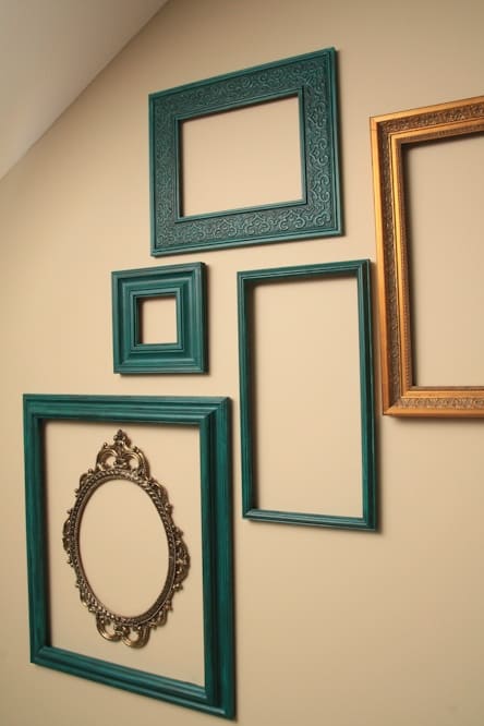 Luxurious Initial Frame Door Decor